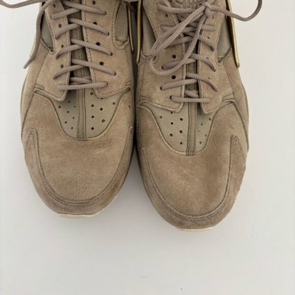 Nike Hurache Men's 10.5 Suede Mesh Taupe & Gold Festival Streetwear Athleisure - Picture 3 of 12